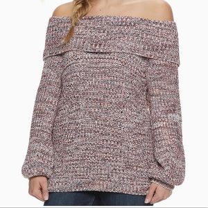 🌻 3/$15 American Rag Off Shoulder Sweater